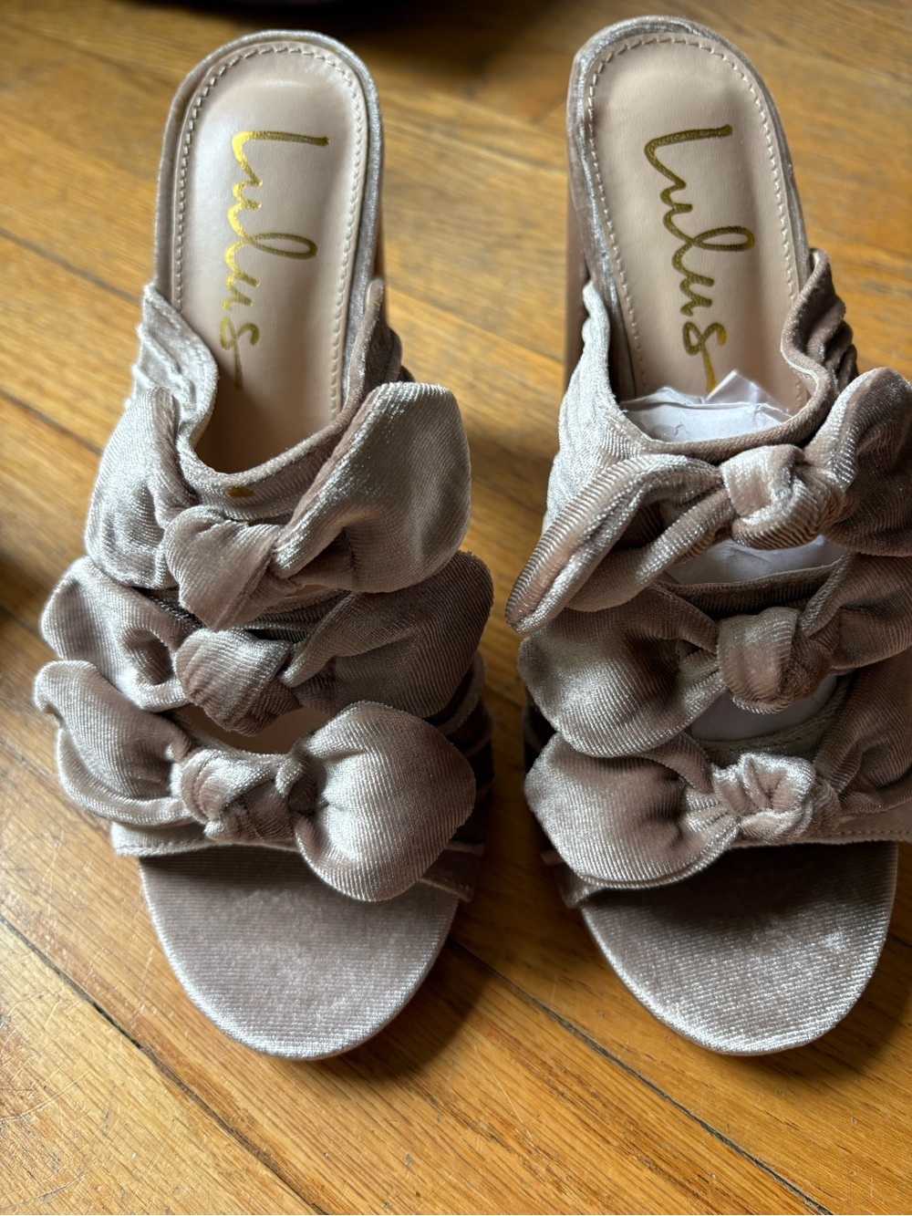 Lulus Velvet Knot high Heels - Picture 4 of 10